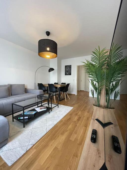Apartment #modernes Wohnen Im Historischen Altbau 3 Og Links
